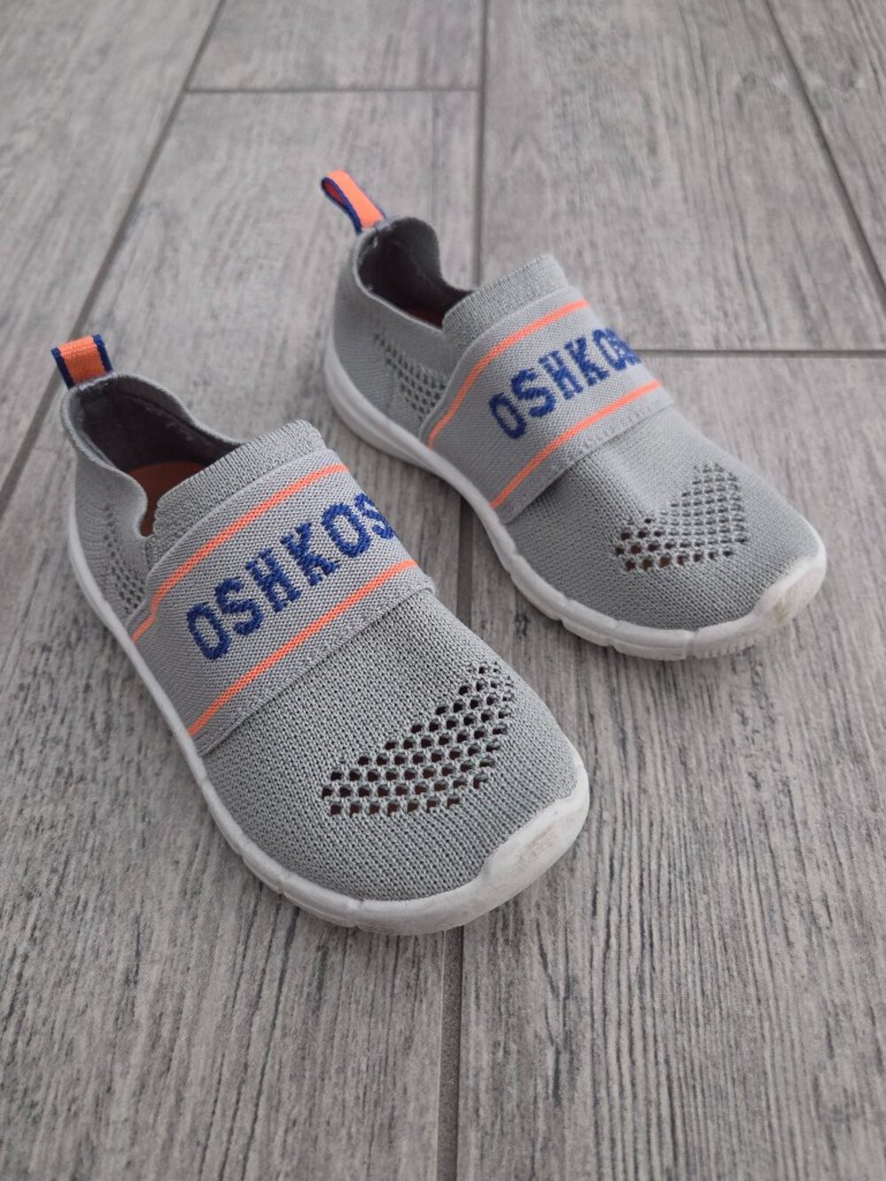 OshKosh B’gosh Little Boys Slip On Knit Sneakers Gray Orange Size 9M